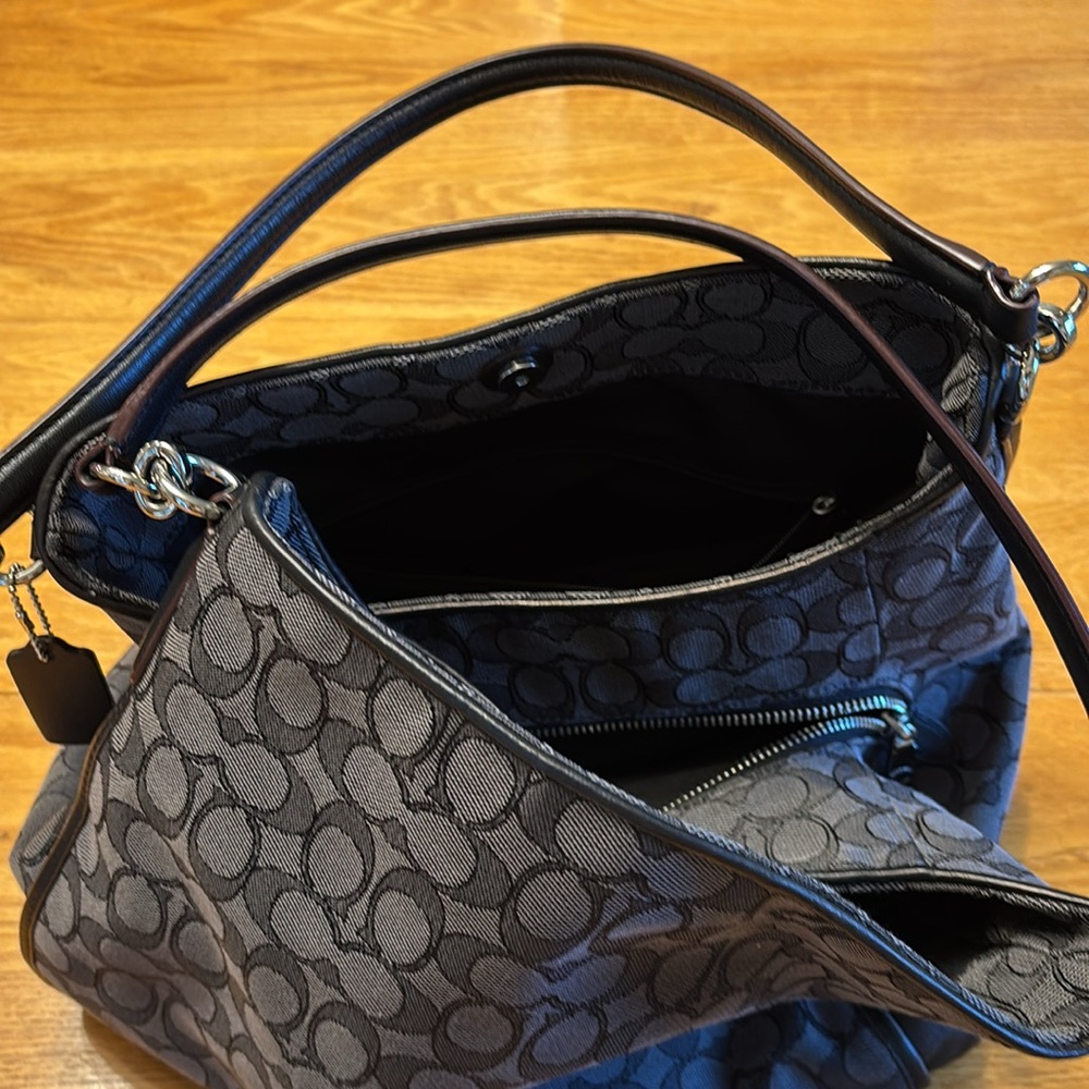 Coach Madison Phoebe Canvas Large Leather Triple Compartment Handbag. - Picture 5 of 12